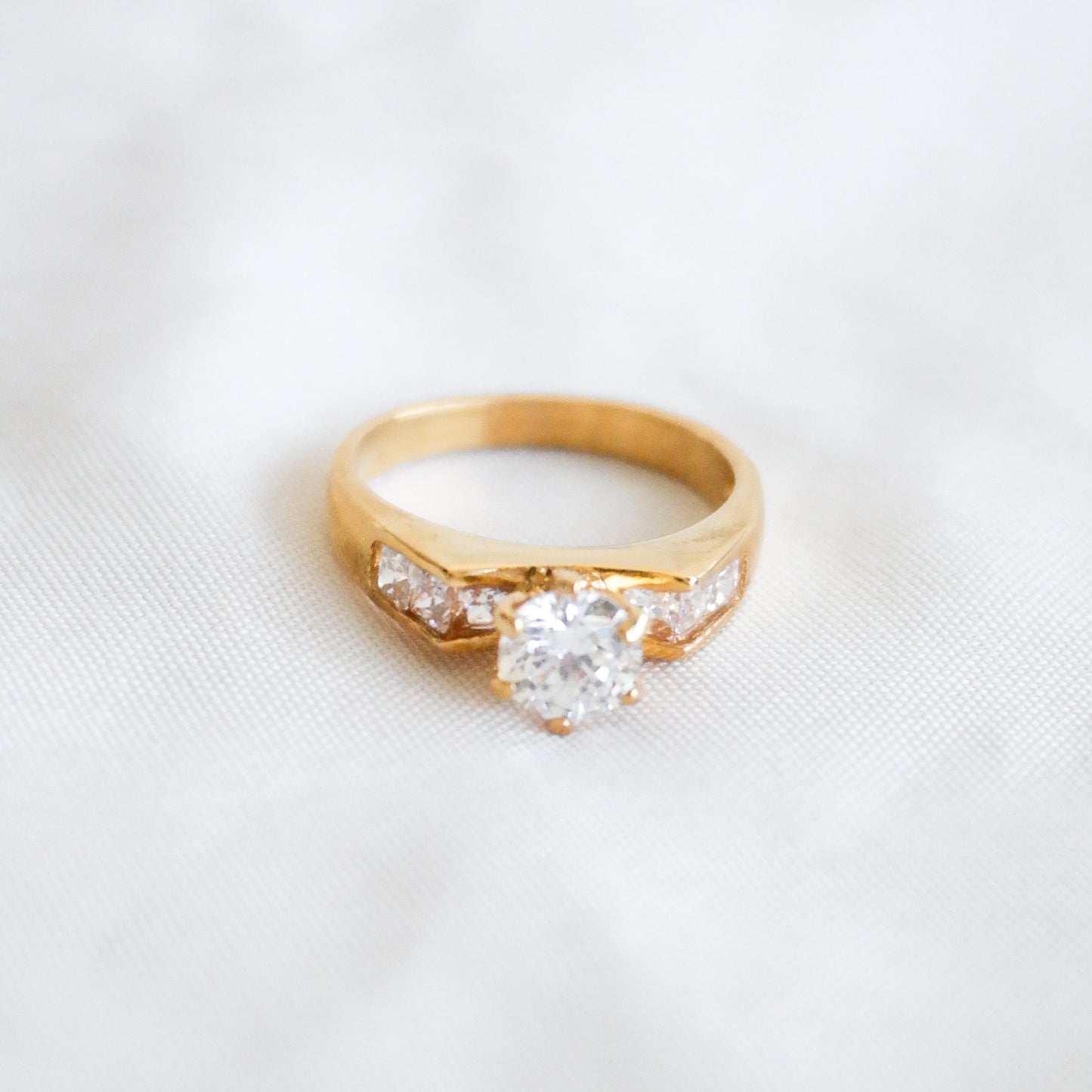 Anillo Glorian